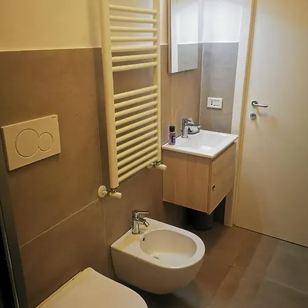 Nicolhouse * Bari